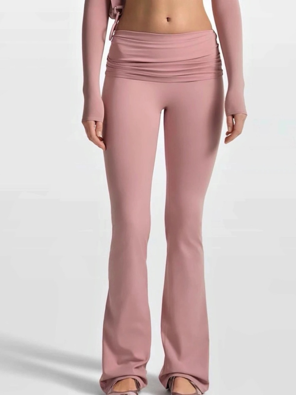 Nike Sportswear Tight-Fit Flared Leggings Flared Leggings in Pink Size medium
